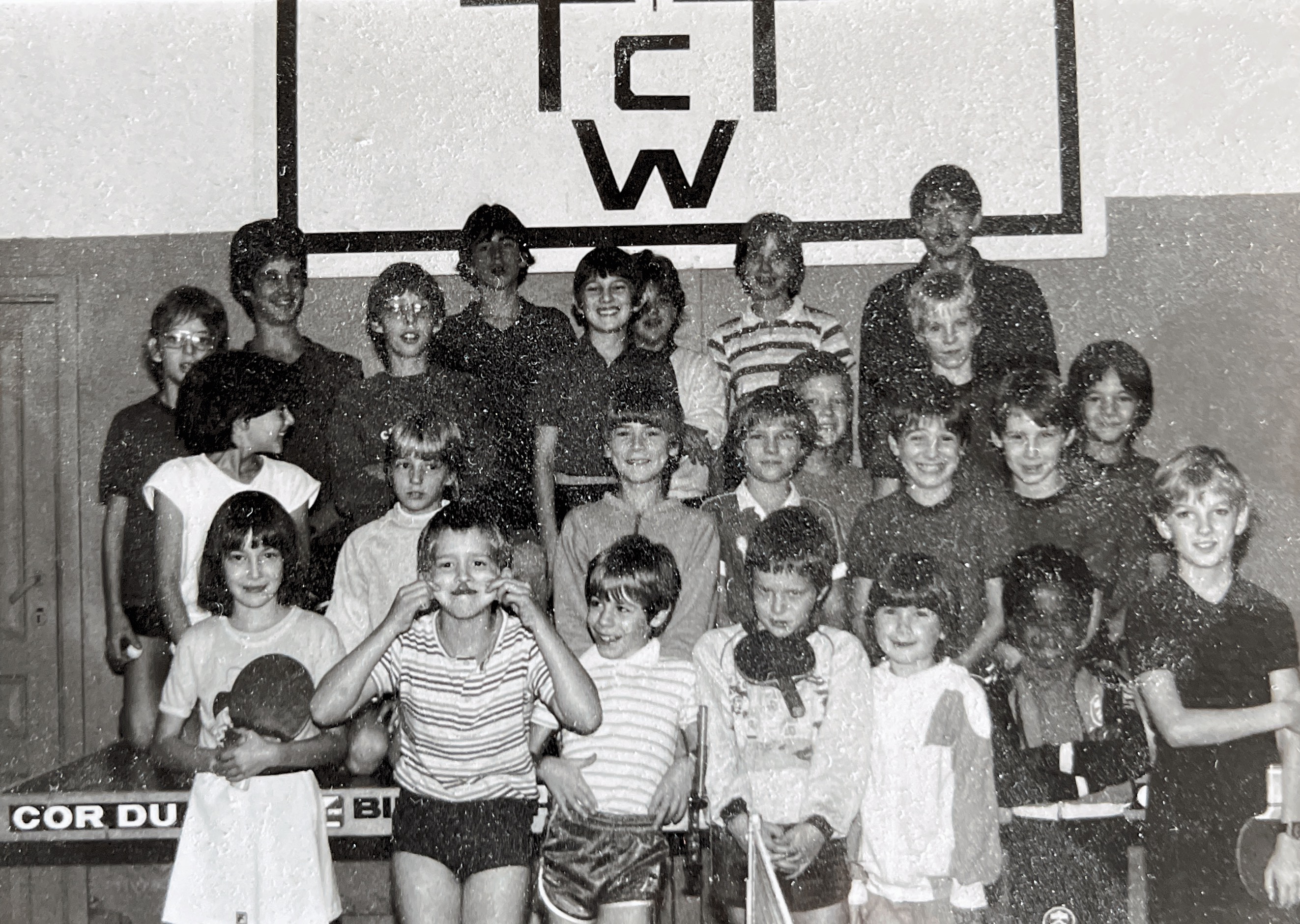 Jeugd van Tafeltennisclub Wolvertem in 1984 (?)