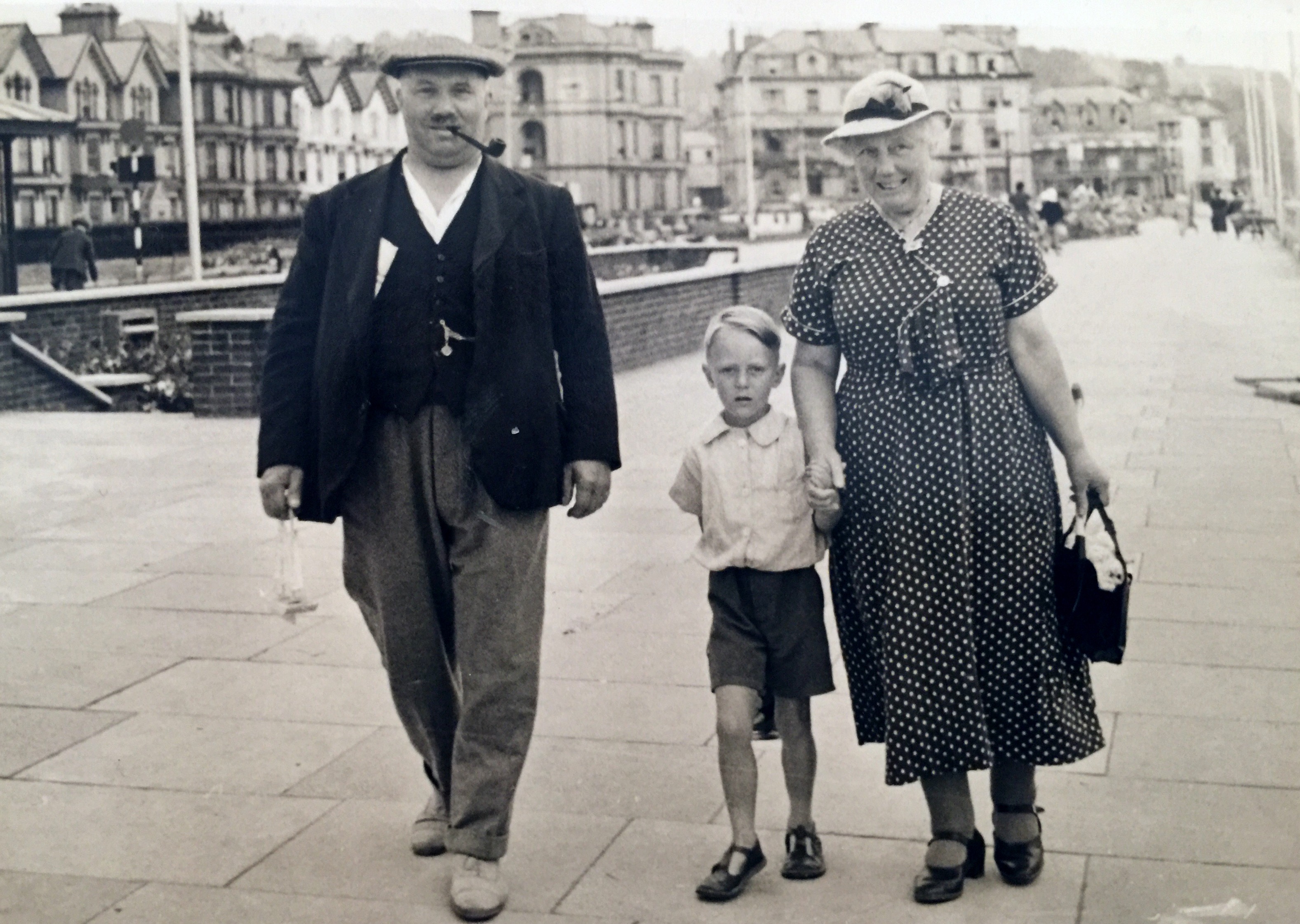 My dad John Rogers with his grandparents, Brighton, UK. 1938