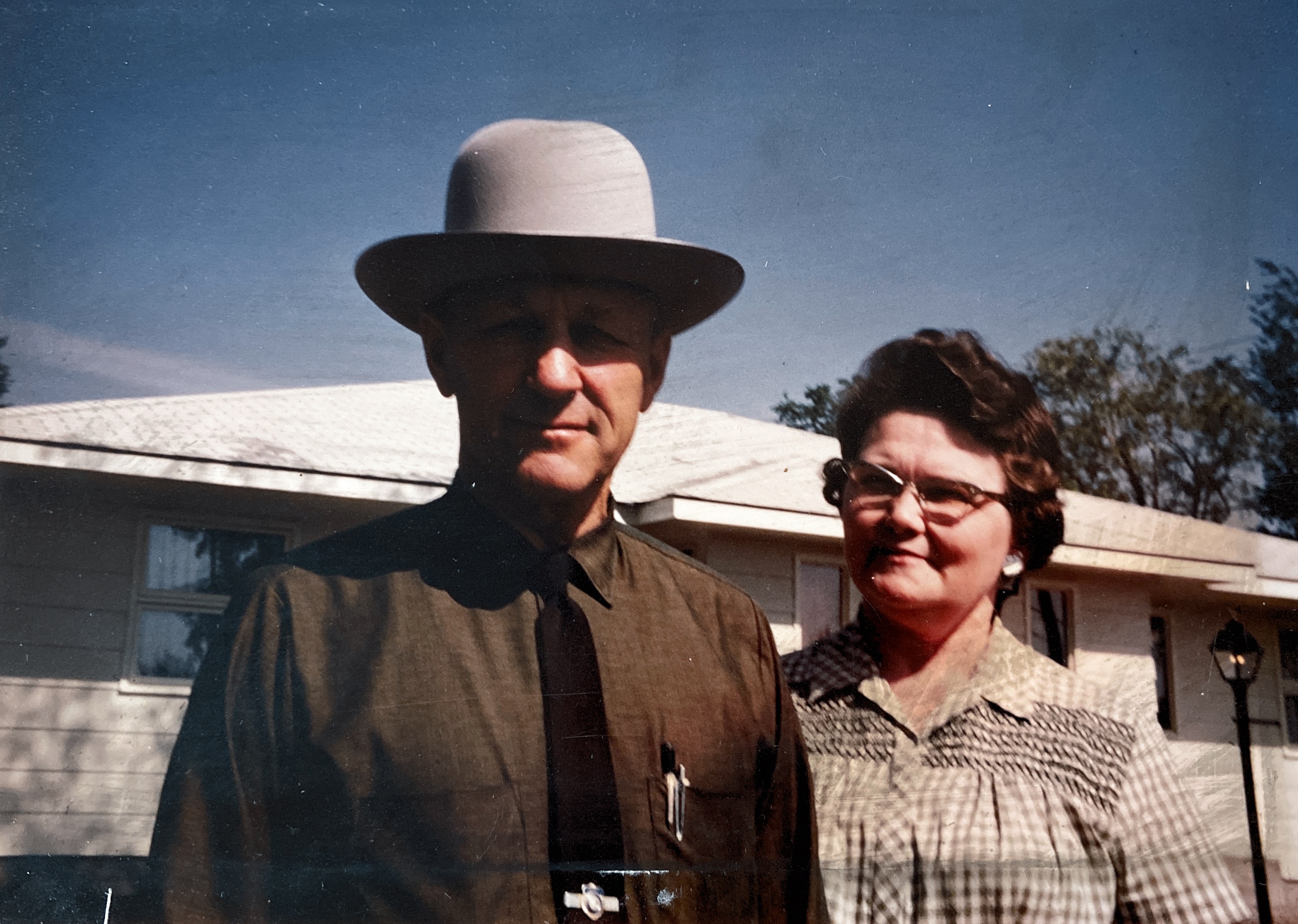 Ike and Dorothy Davey visiting us in Eau Claire, Wisconsin. Circa 1968. Taken in front of our duplex on Western Avenue.