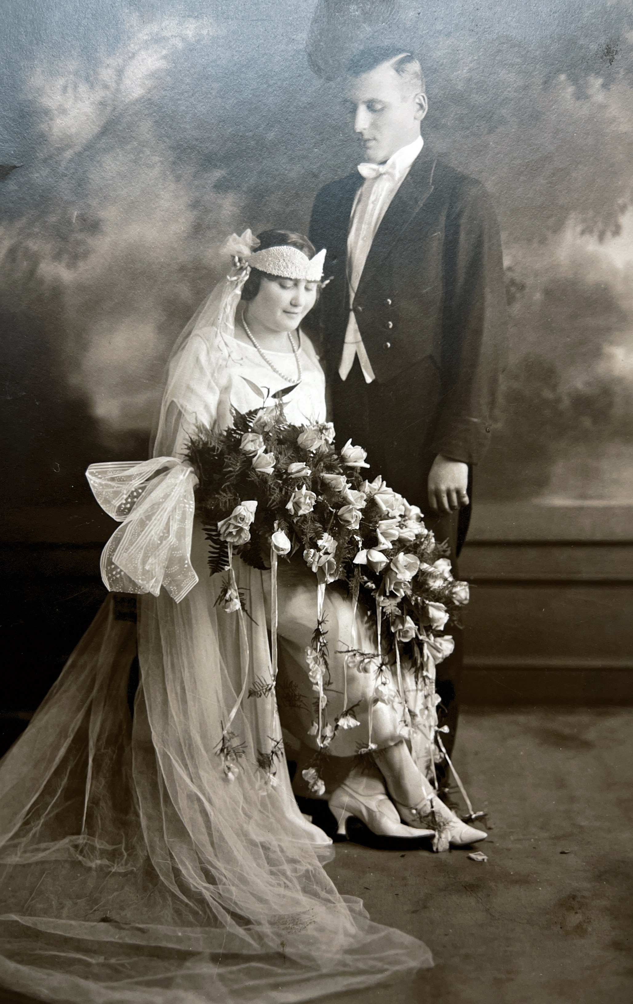 Yetta and Max Feinstein wedding photo around 1920