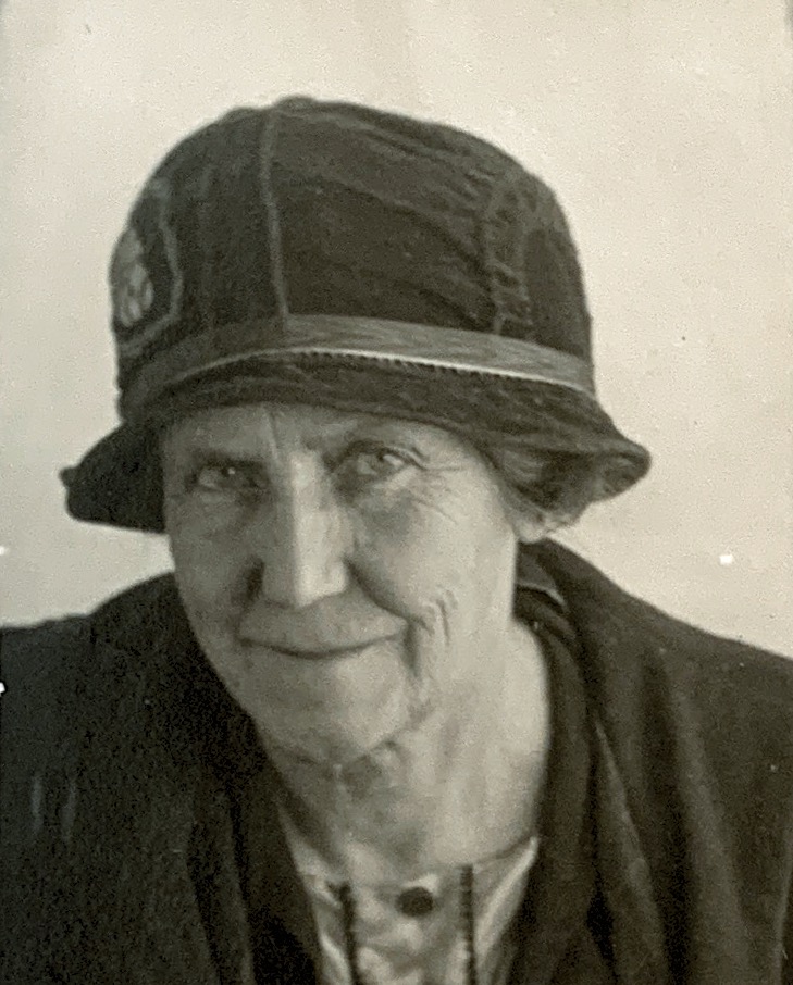 Ida Buell  1924