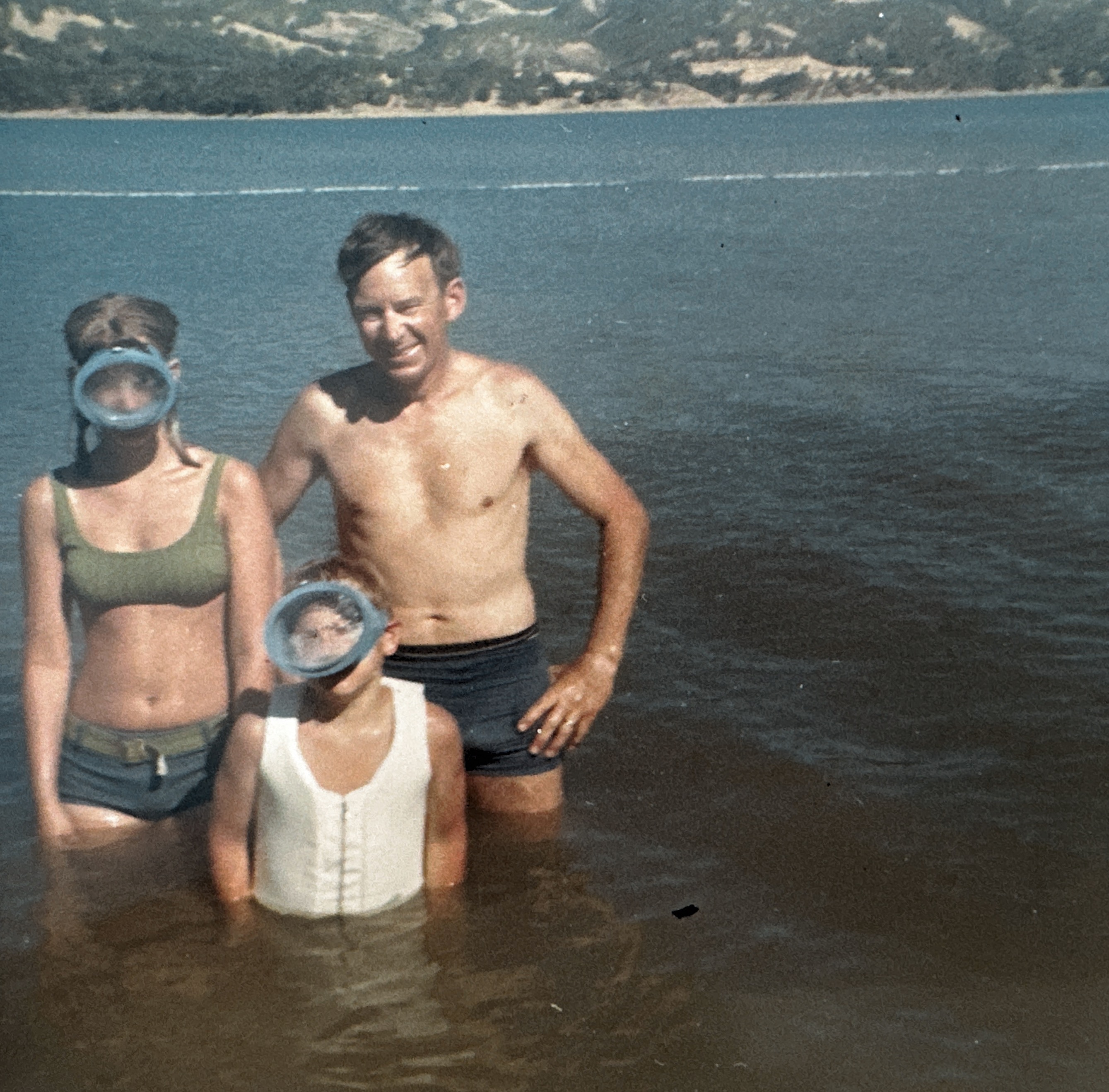 Blue Lakes 1968 Leslie and Dad.