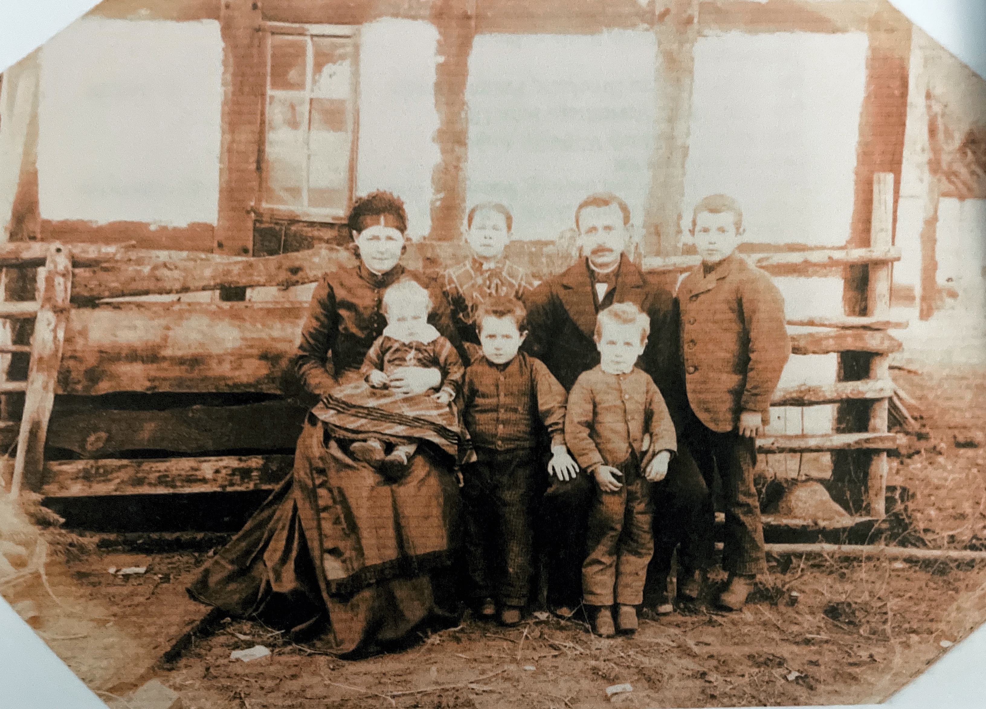 Familie Schröder Brockum Ca 1884