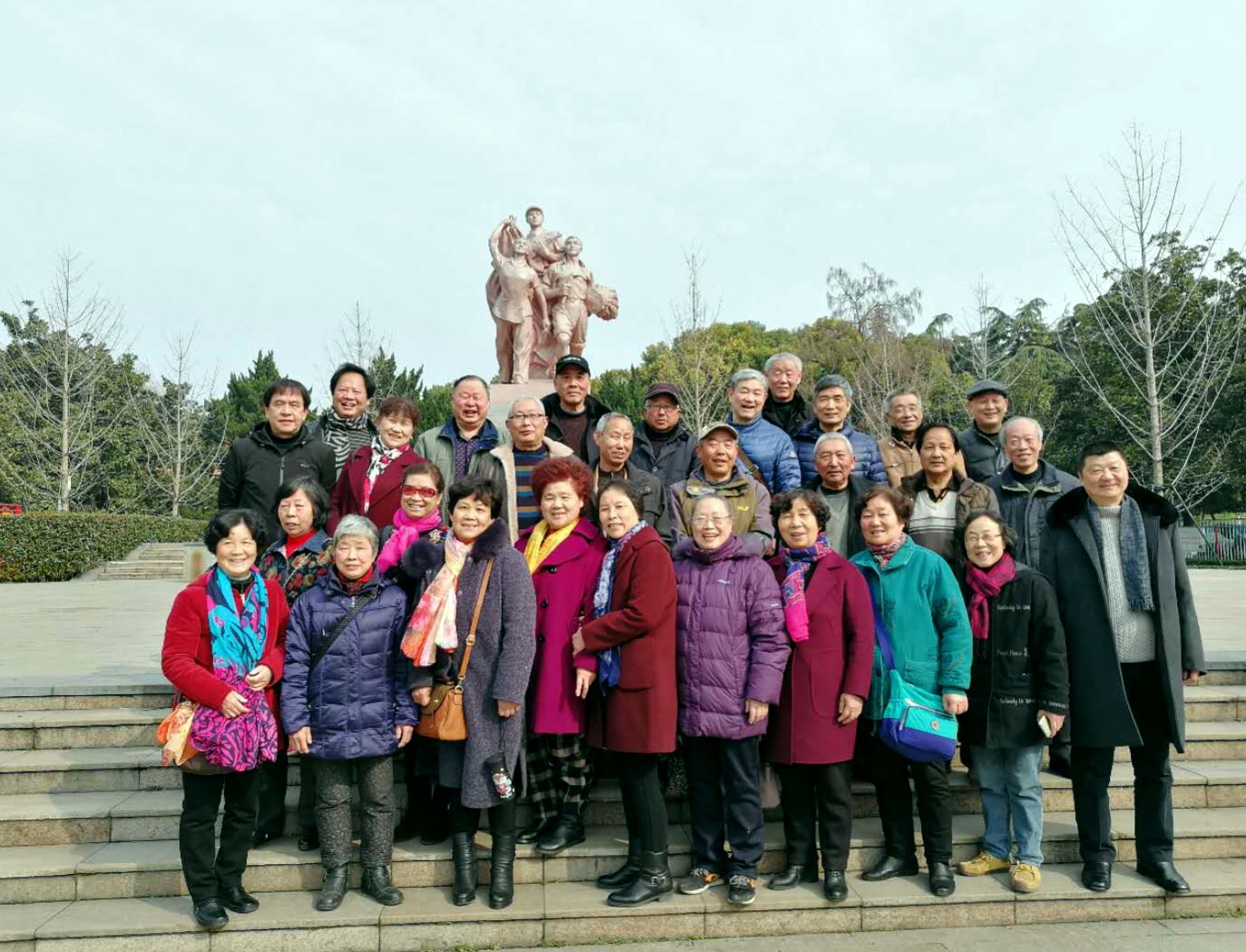江农知青2018正月初九聚会沙市中山公园。