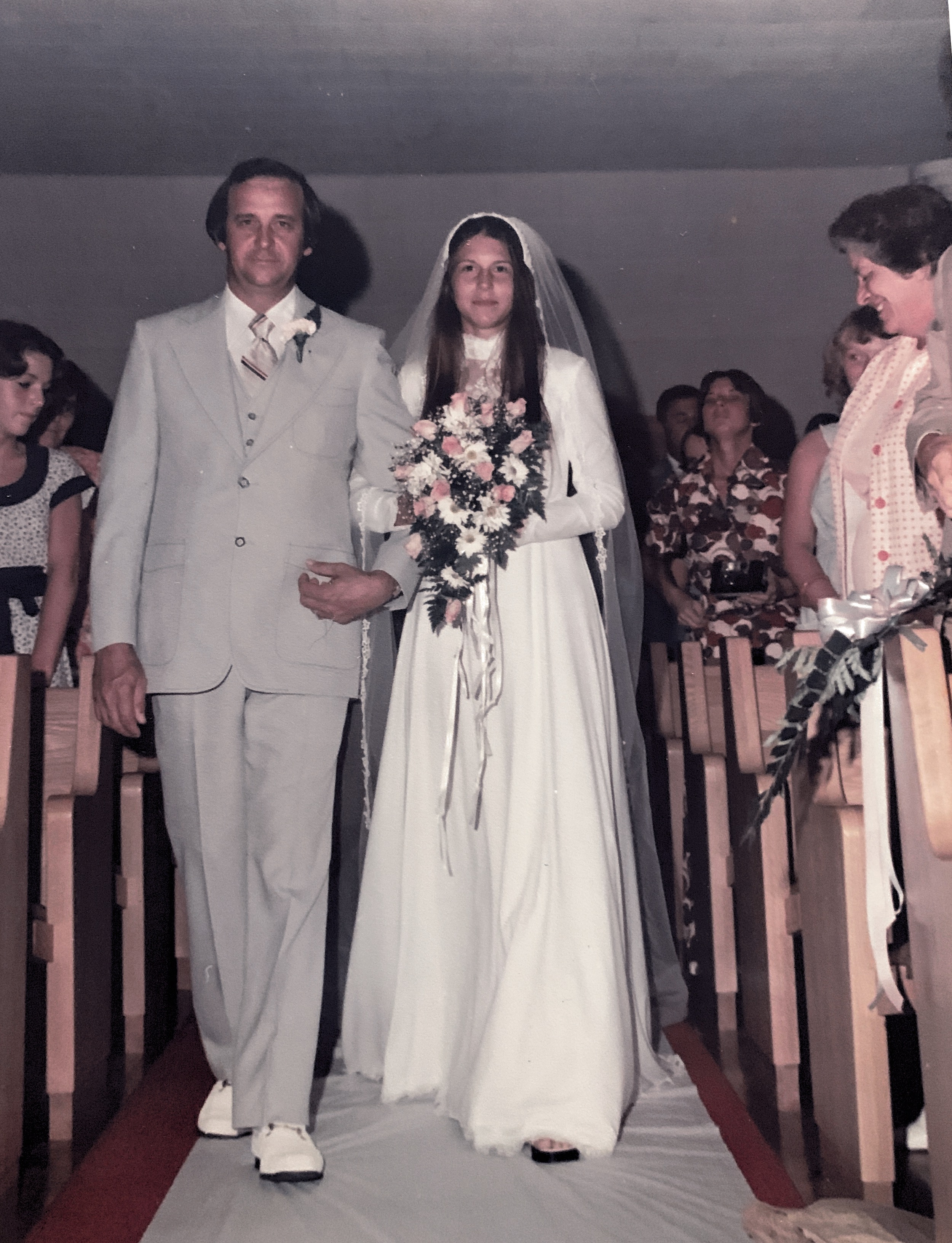 I was married on Fathers Day June 19, 1977, Daddy and I had a special moment alone before he walked me down that aisle. We still look for those quiet moments together all these years later. I love you daddy Happy Fathers Day!