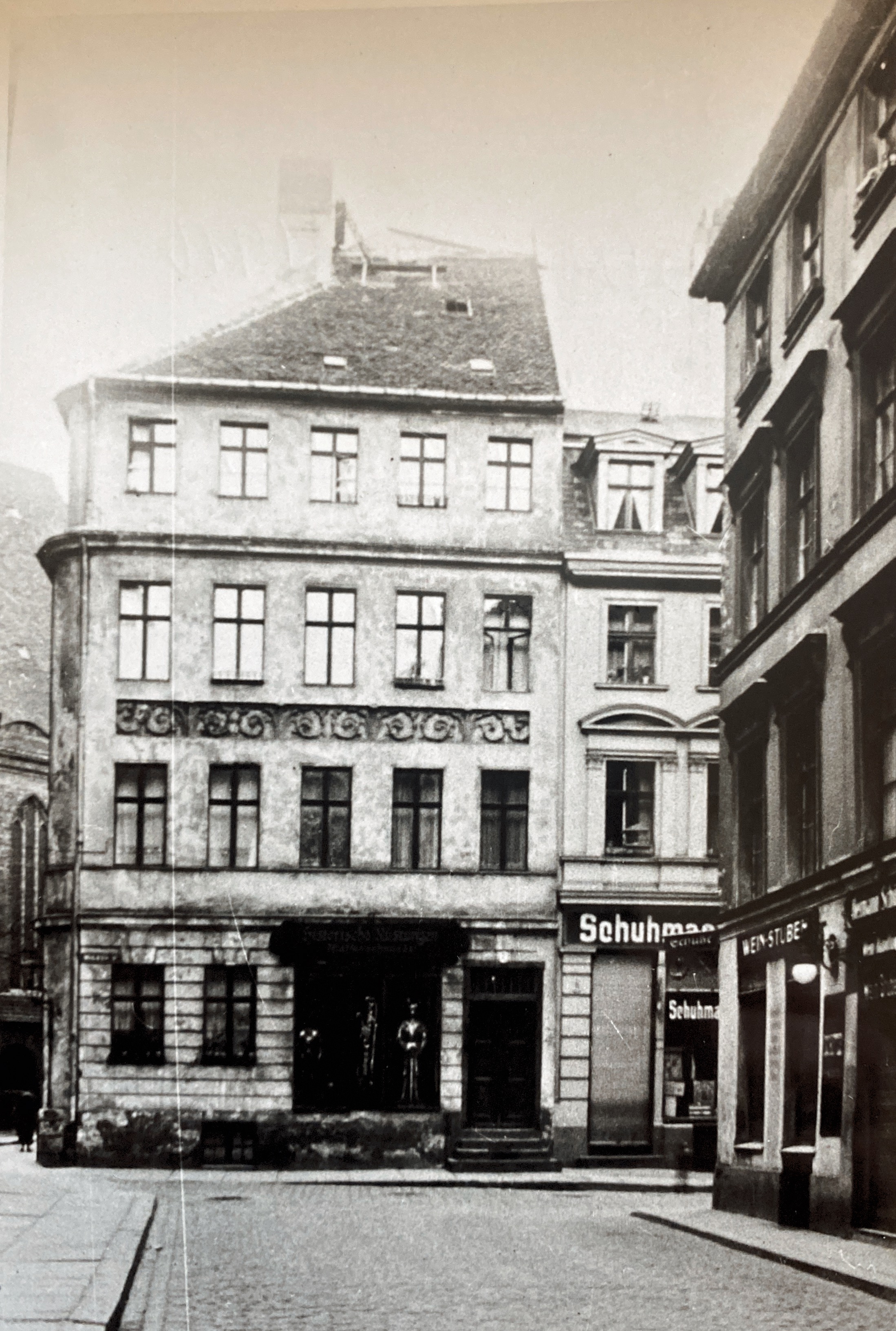 Berlin um 1910, die Molkenstrasse am Molkenmarkt.