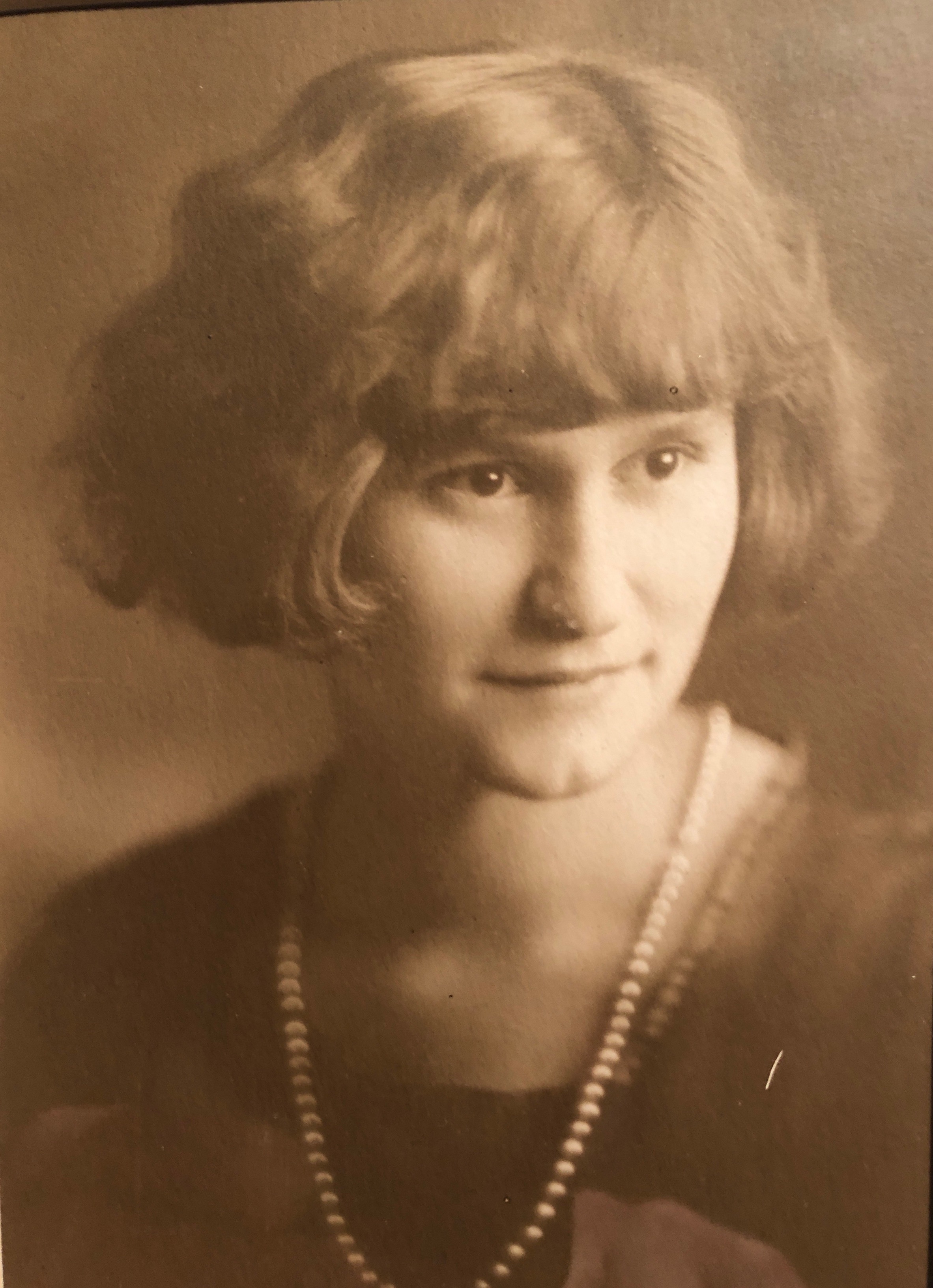 Fae Ellen Manee circa 1923